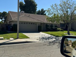 1116 Caitlin Ave, Lancaster, CA 93535