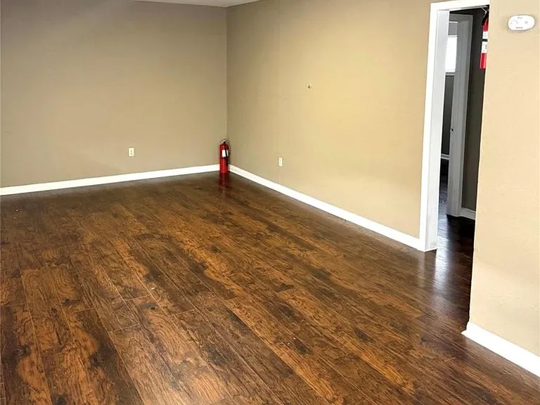 5412 Market St #3 — Photo 3