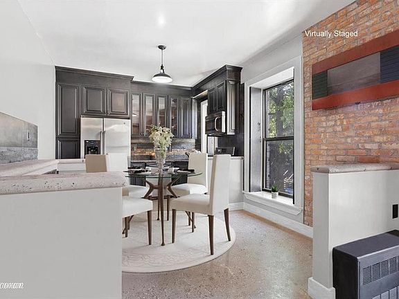 3rd image of 474 Halsey St APT 4