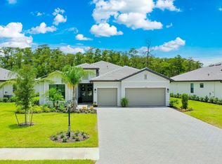 19070 Hinkley Dr, Estero, FL 33928