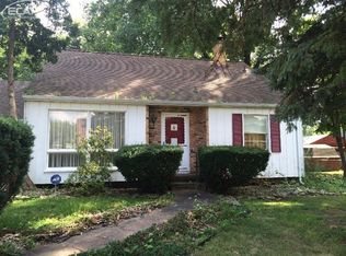 1059 W Hemphill Rd, Flint, MI 48507