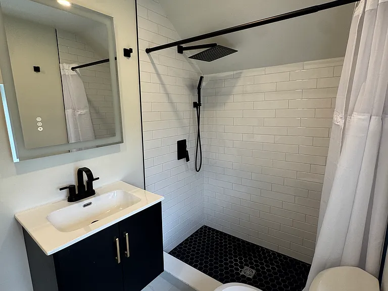 510 S State St #4 — Photo 10