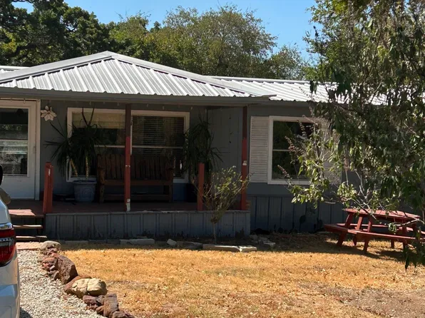 3716 Falconcrest Dr, Joshua, TX 76058