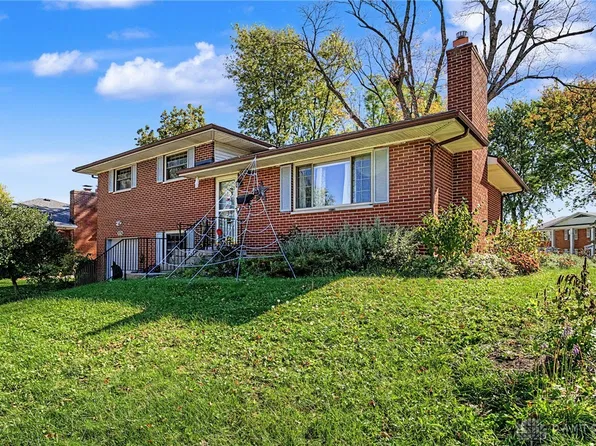 3836 Benfield Dr, Dayton, OH 45429