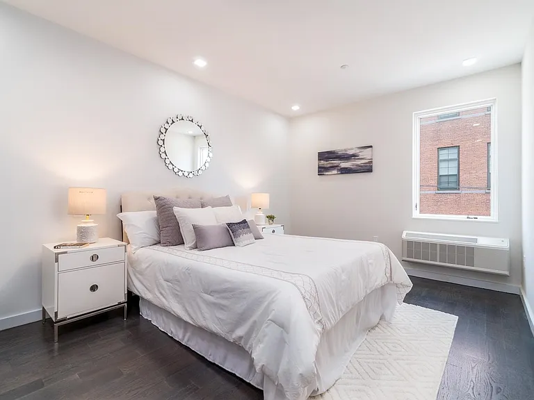 6122 Hudson Ave #4A — Photo 12