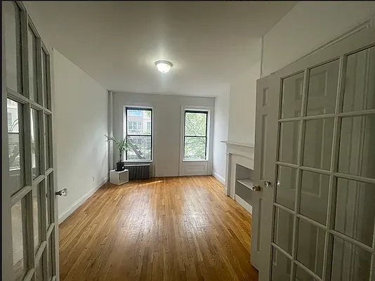 Rented by The Agency | media 14