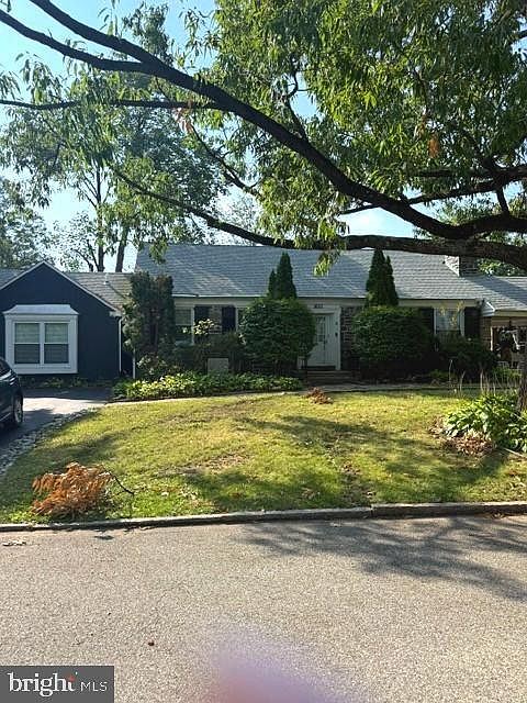 1st image of 1022 Cloverhill Rd