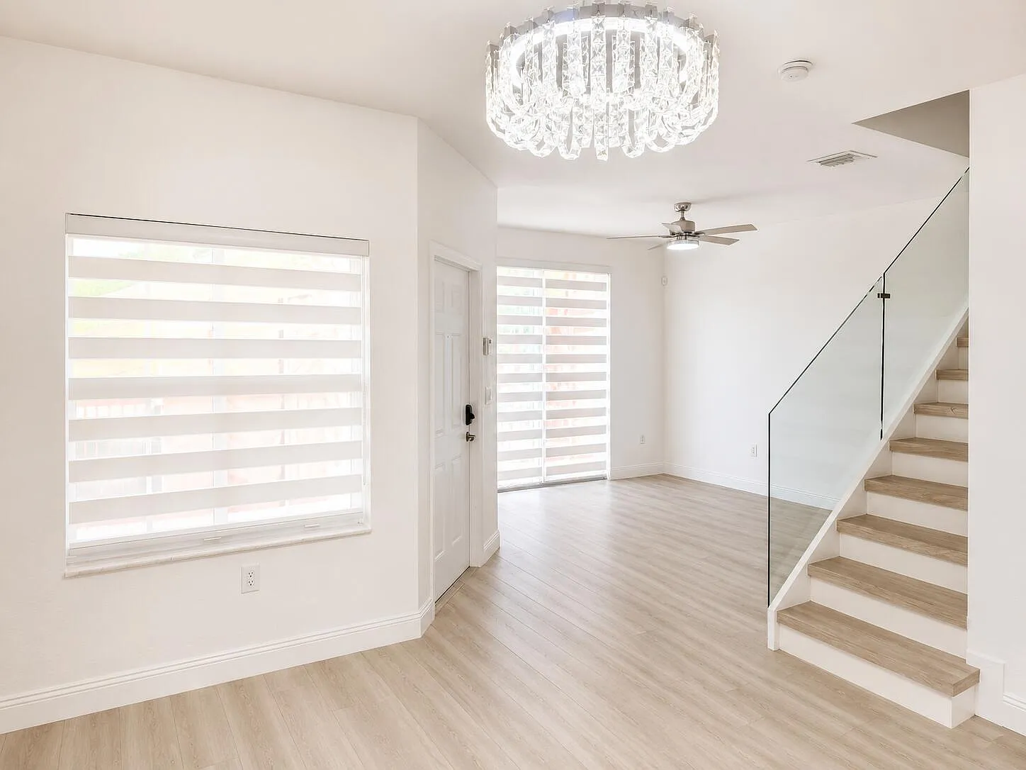3 bed, 2.5 bath, 1256 sqft, $2,875 — Photo 1