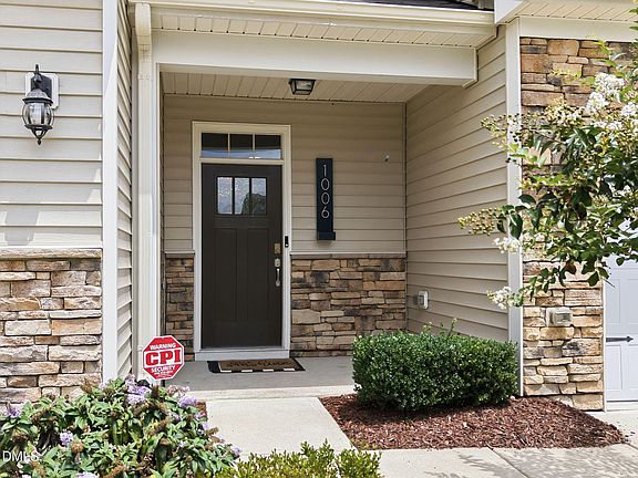 5th image of 1006 Azimuth Dr