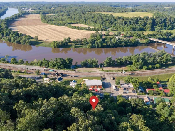 E Main St, Scottsville, VA 24590