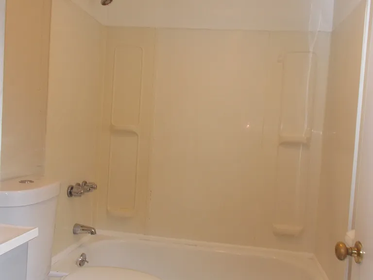 161 Howard Ave #1 — Photo 15