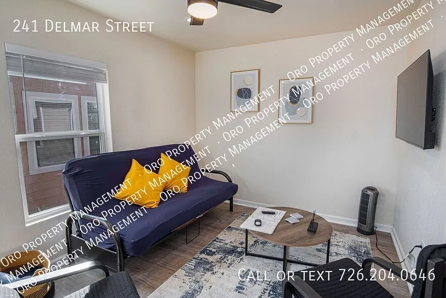 Adorable 2BR Home Close to Riverwalk and Downtown — Photo 4