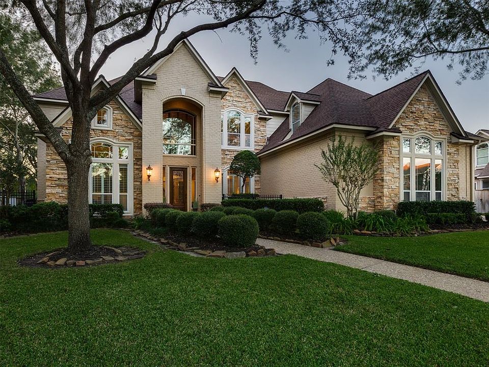 1st image of 22903 Chaus Ct