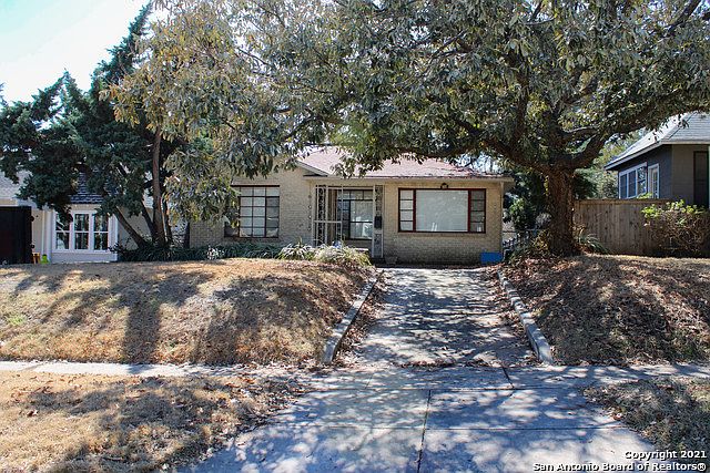 1st image of 240 Wildrose Ave