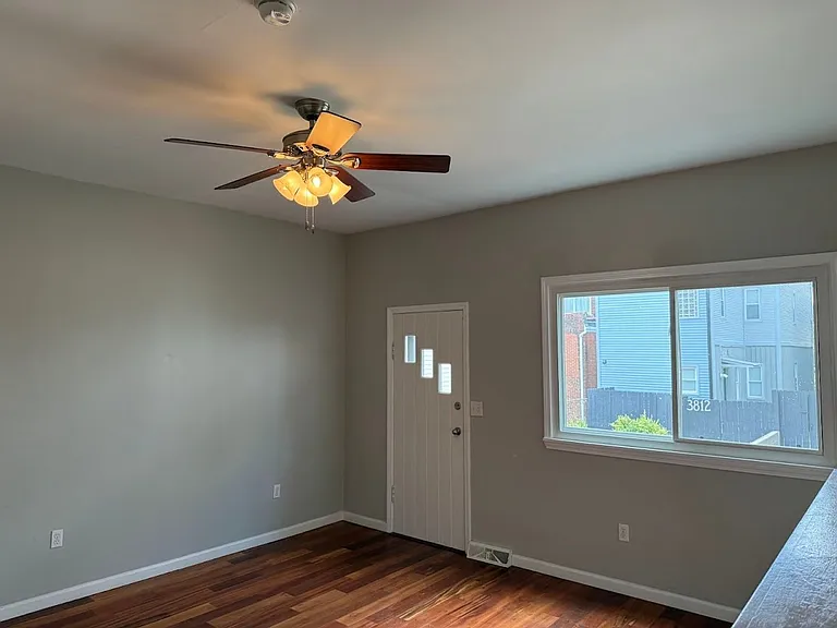 3812 Cabinet Way — Photo 6