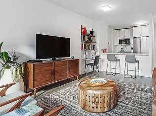 410 E 11th St #4A, New York, NY 10009