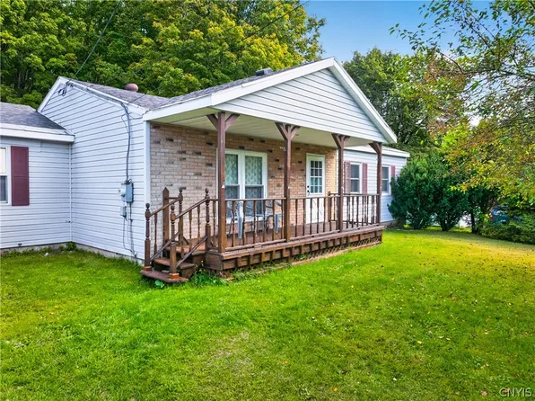 9198 Capron Rd, Lee Center, NY 13363