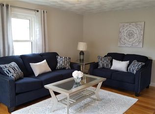 71 W Barrows St, Cumberland, RI 02864