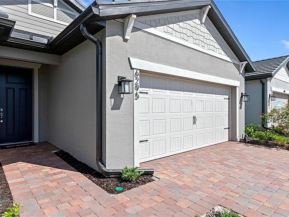 5th image of 6295 Van Buren CT