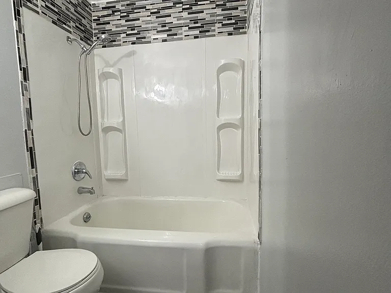 817 N 26th St #1/2 — Photo 2