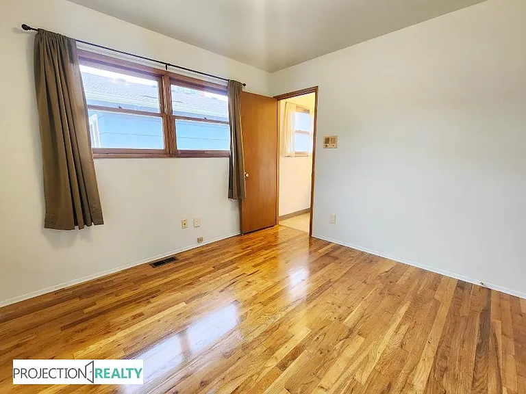 5110 N Newark St — Photo 17