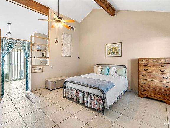 4th image of 208 W Kingfish St #202-A