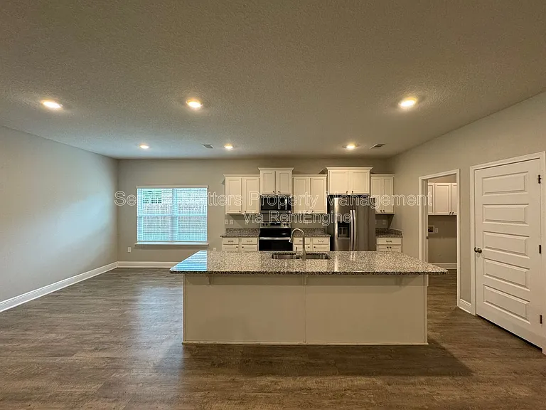 7982 Silver Maple Dr — Photo 9