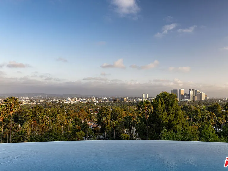 1118 Calle Vista Dr — Photo 13