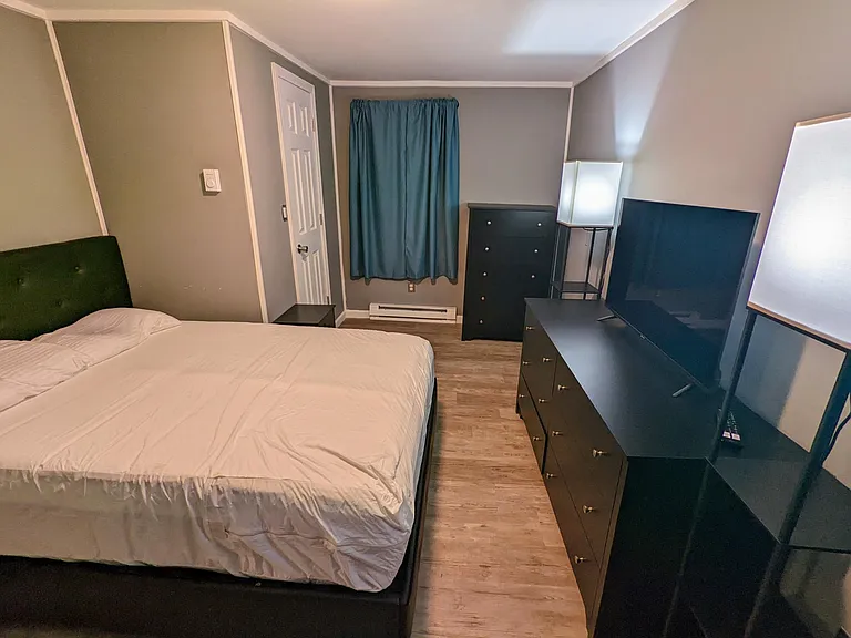 39 Queen St #1 — Photo 22