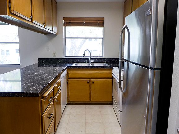 2nd image of 3635 Kalsman Dr