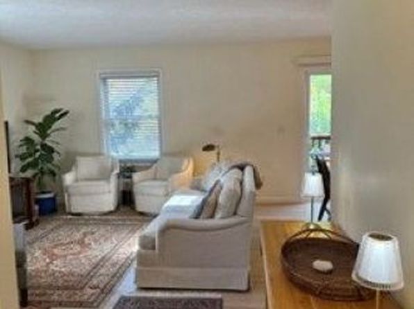 1761 Saint Joseph St