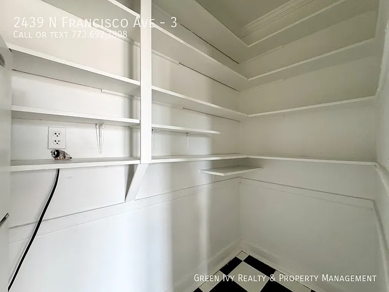 2439 N Francisco Ave #3 — Photo 17