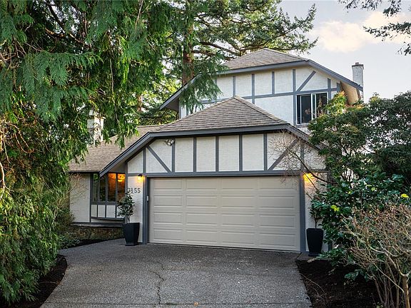 3rd image of 3855 Haro Rd