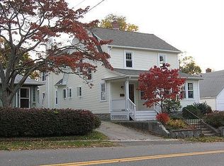 429 Riverside Dr, Fairfield, CT 06824