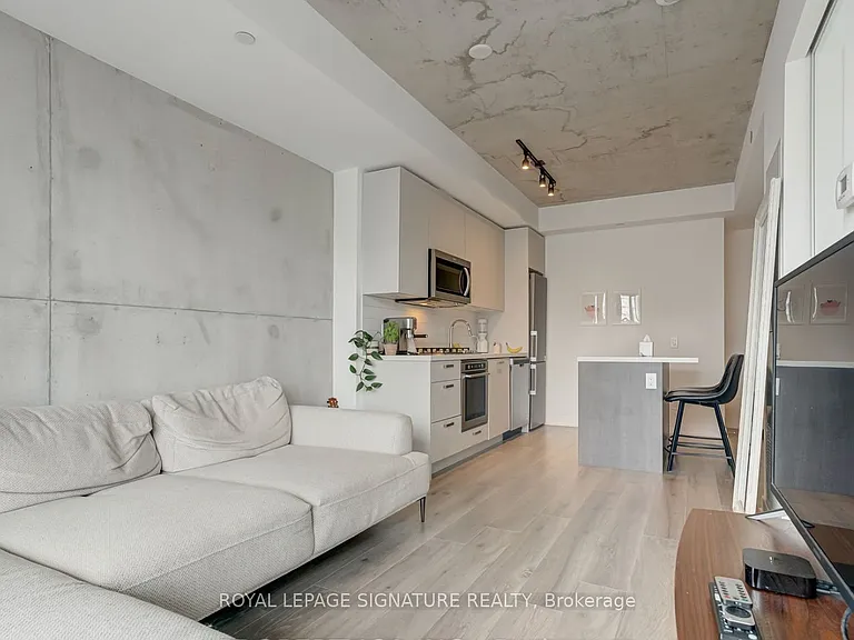 55 Ontario St #603 — Photo 2