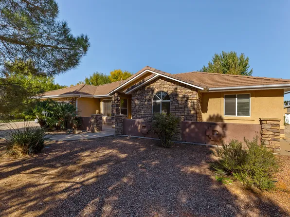 692 W 1300 S, Hurricane, UT 84737