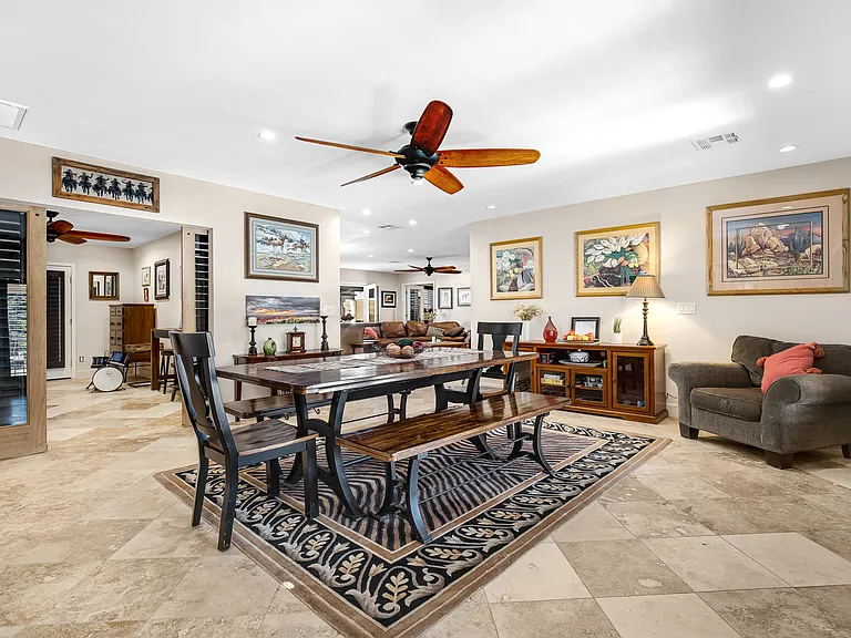 2032 E La Jolla Dr — Photo 17