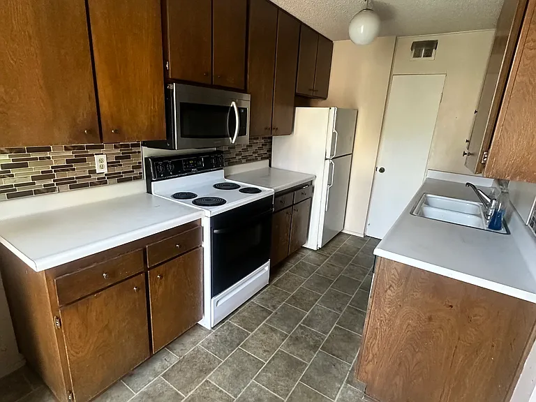 4861 Collwood Blvd #B — Photo 7