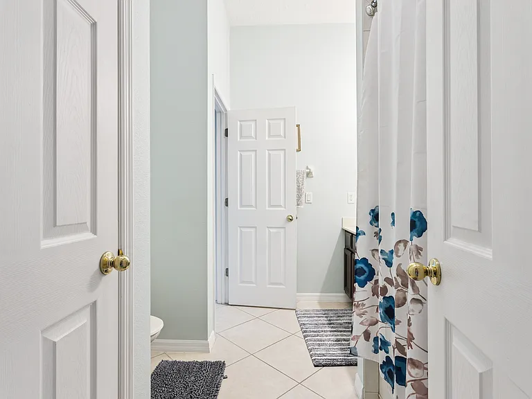 8792 Warwick Shore Xing — Photo 33