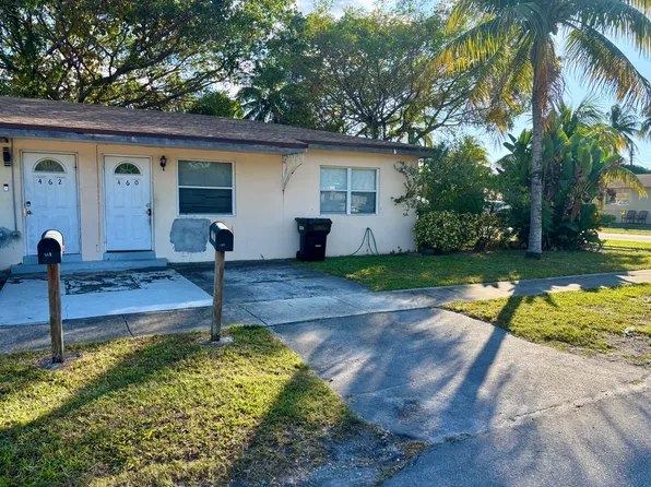 460 NE 174th St, Miami, FL 33162