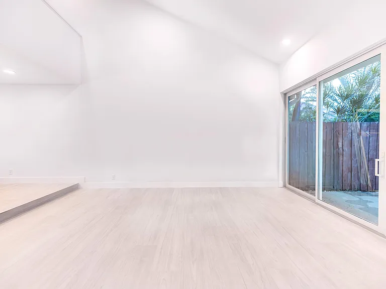 7860 Stanway Pl W — Photo 15
