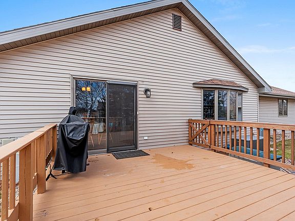 5th image of N362 Rogers Ln