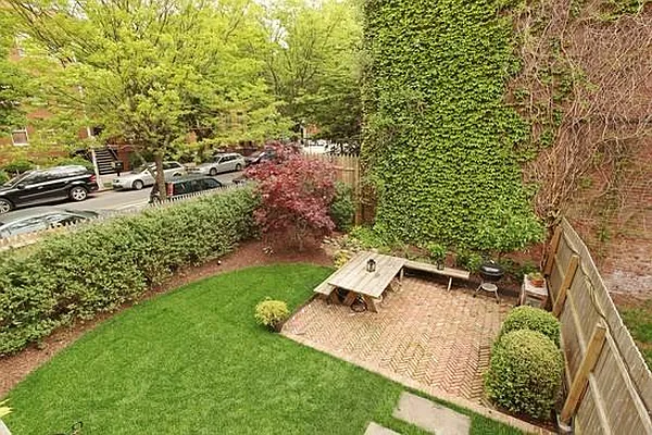 Sold by Corcoran | media 3