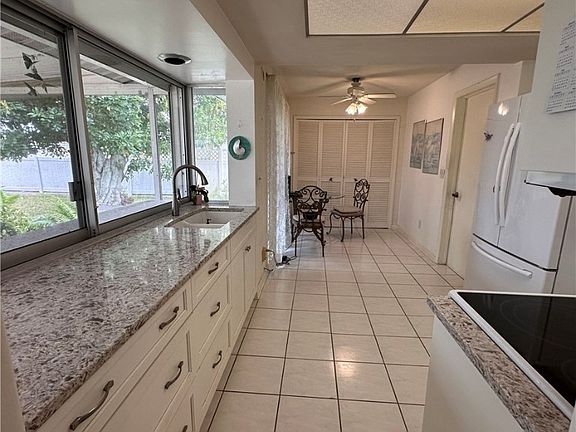 2nd image of 3639 SE 8th Pl