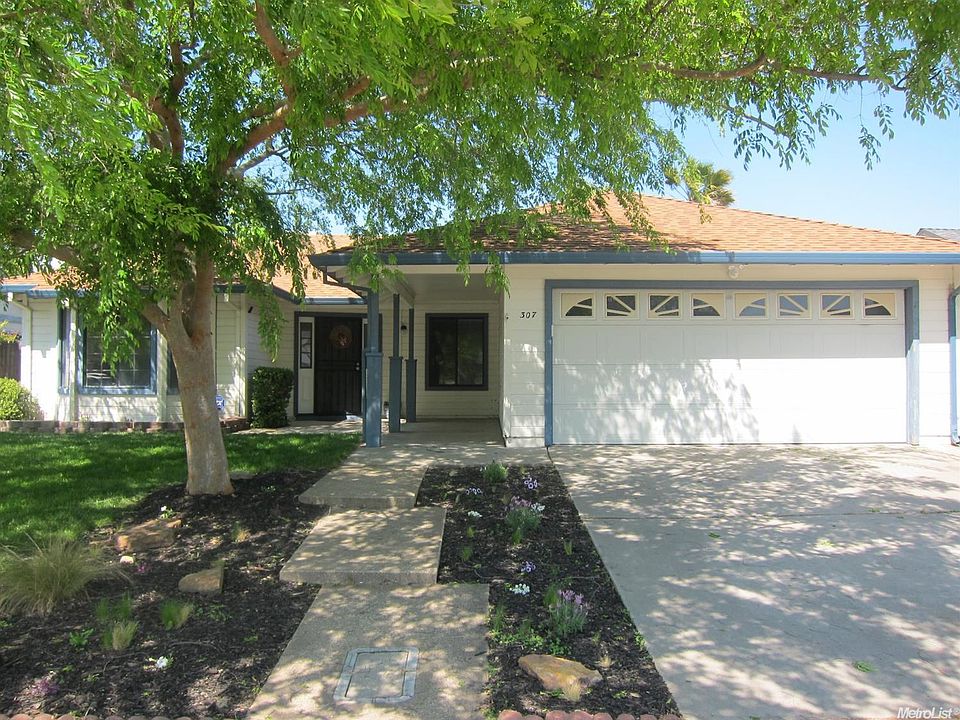 1st image of 307 Almond Dr