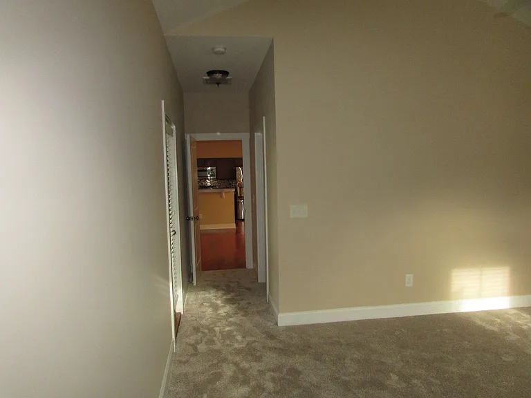 1519 Round Ridge Rd SE — Photo 13