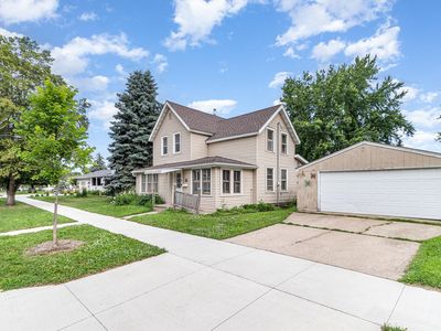 316 E Main St, Belle Plaine, MN, 56011