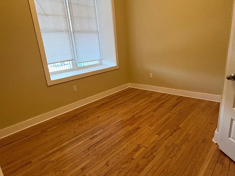 330 Cecil B. Moore Ave — Photo 33