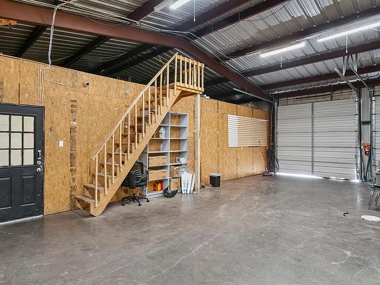 200 Cypress St — Photo 20