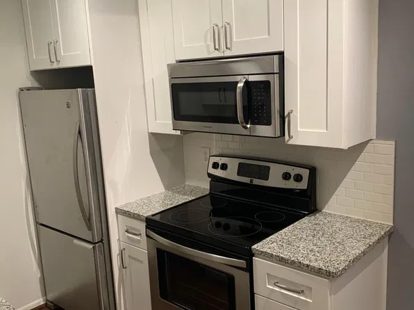 521 Martin Luther King Dr W APT C43, Cincinnati, OH 45220